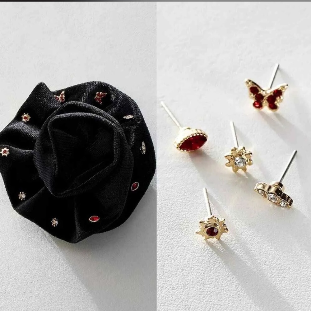 FREE PEOPLE Rosette Stud Pack In Black NWT